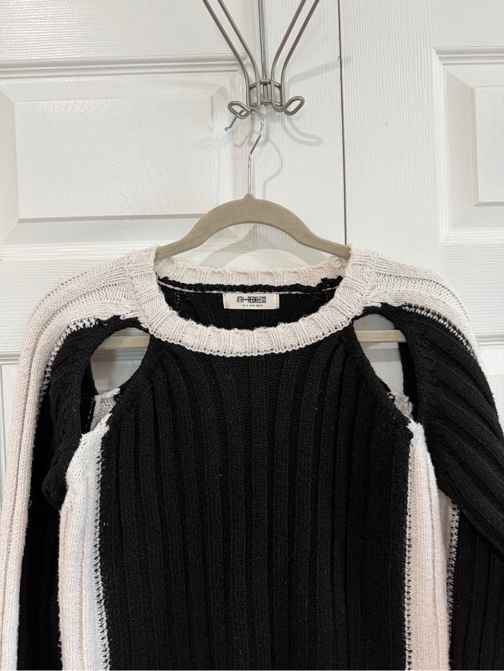 4th + reckless Cutout Ribbed Crewneck Sweater in Black & Cream - Picture 2 of 7